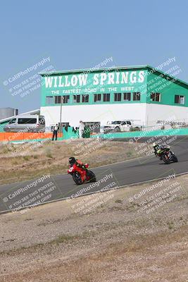 media/Apr-20-2025-AHRMA (Sun) [[393a79c373]]/Race/Group 11 early race/Turn 4b/